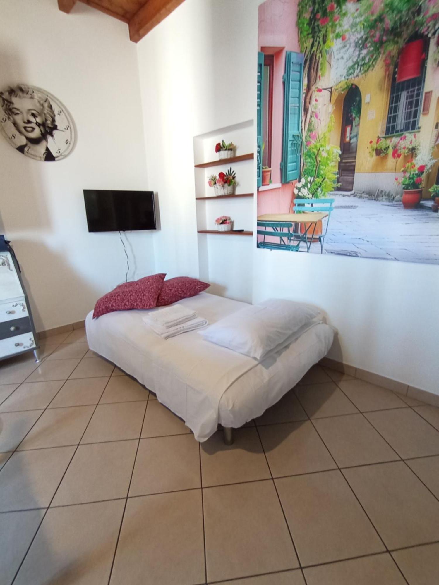 Dimora Bottazzi Apartment Lecce Exterior photo